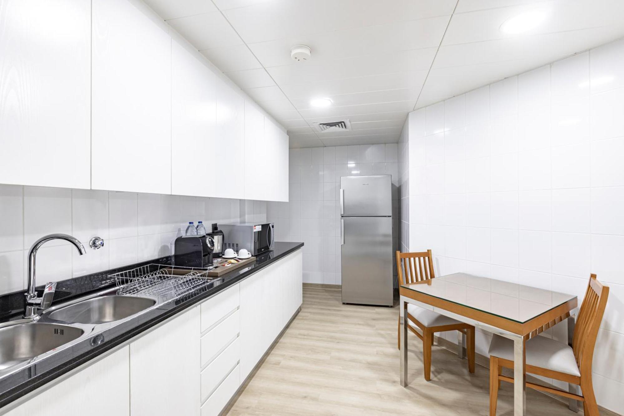 Golden Sands Suites ドバイ 部屋 写真